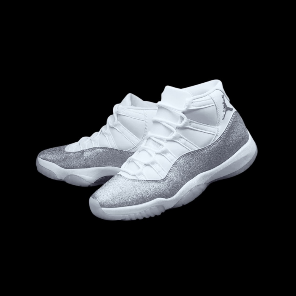 Air Jordan 11 Retro Vast Grey White Metallic Silver Women’s 7.5 NWT - Picture 3 of 16